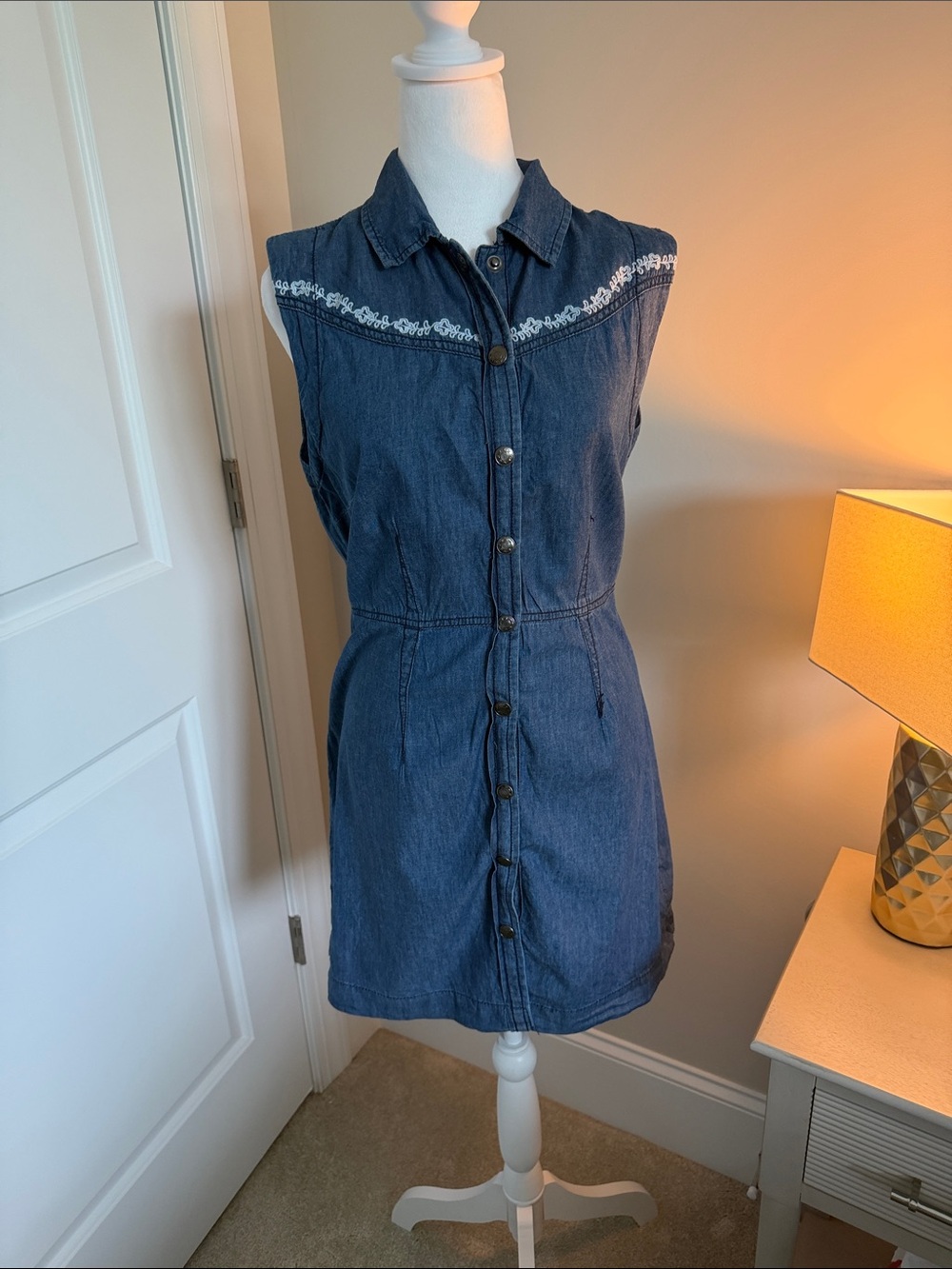 Sleeveless Denim Button-Front Dress in Dark Blue